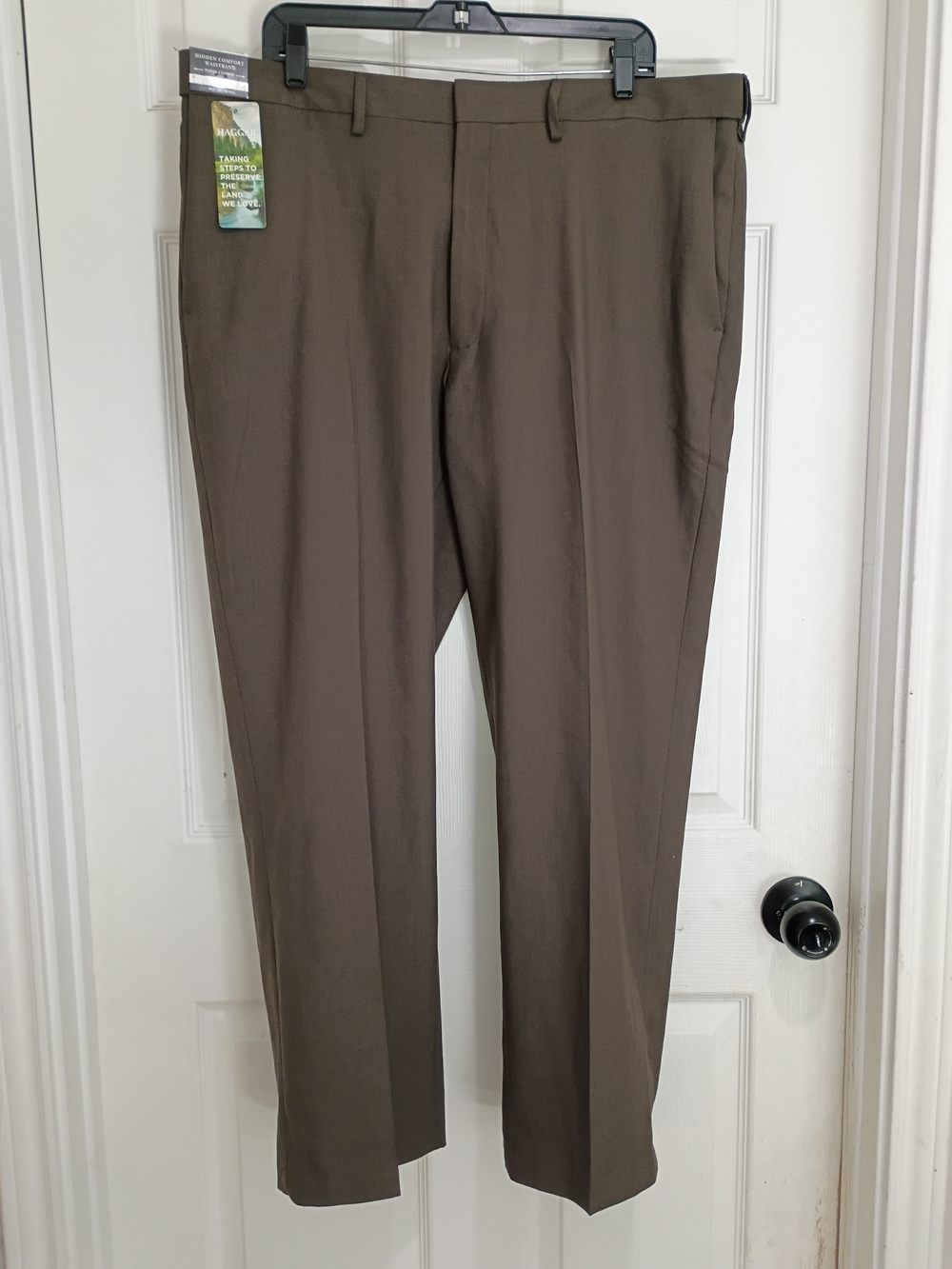 Haggar Men's Brown Dress Pants -Classic Fit Size 40x30